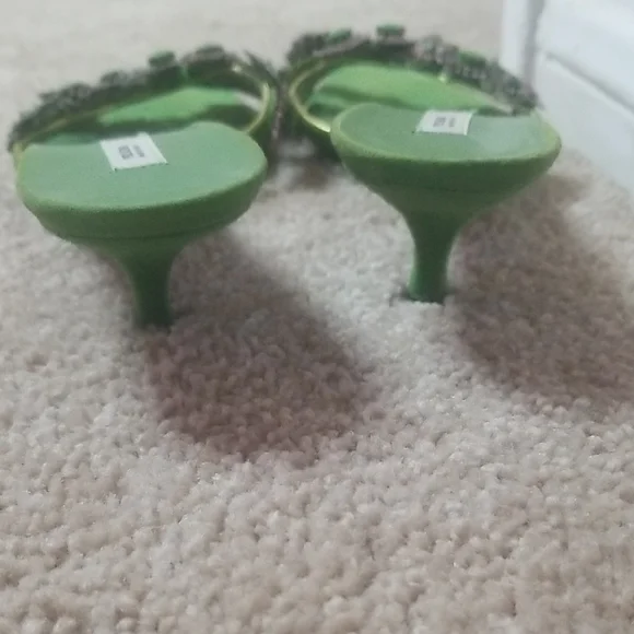 Prada Green Sandals with Metallic Chain Embellishment - Picture 9 of 16